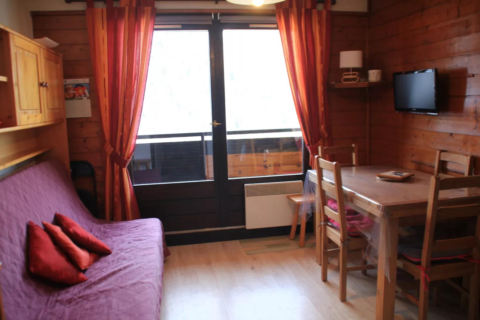 VERONICA VR79 NATURE & MOUNTAIN 3 Pers.-Living room