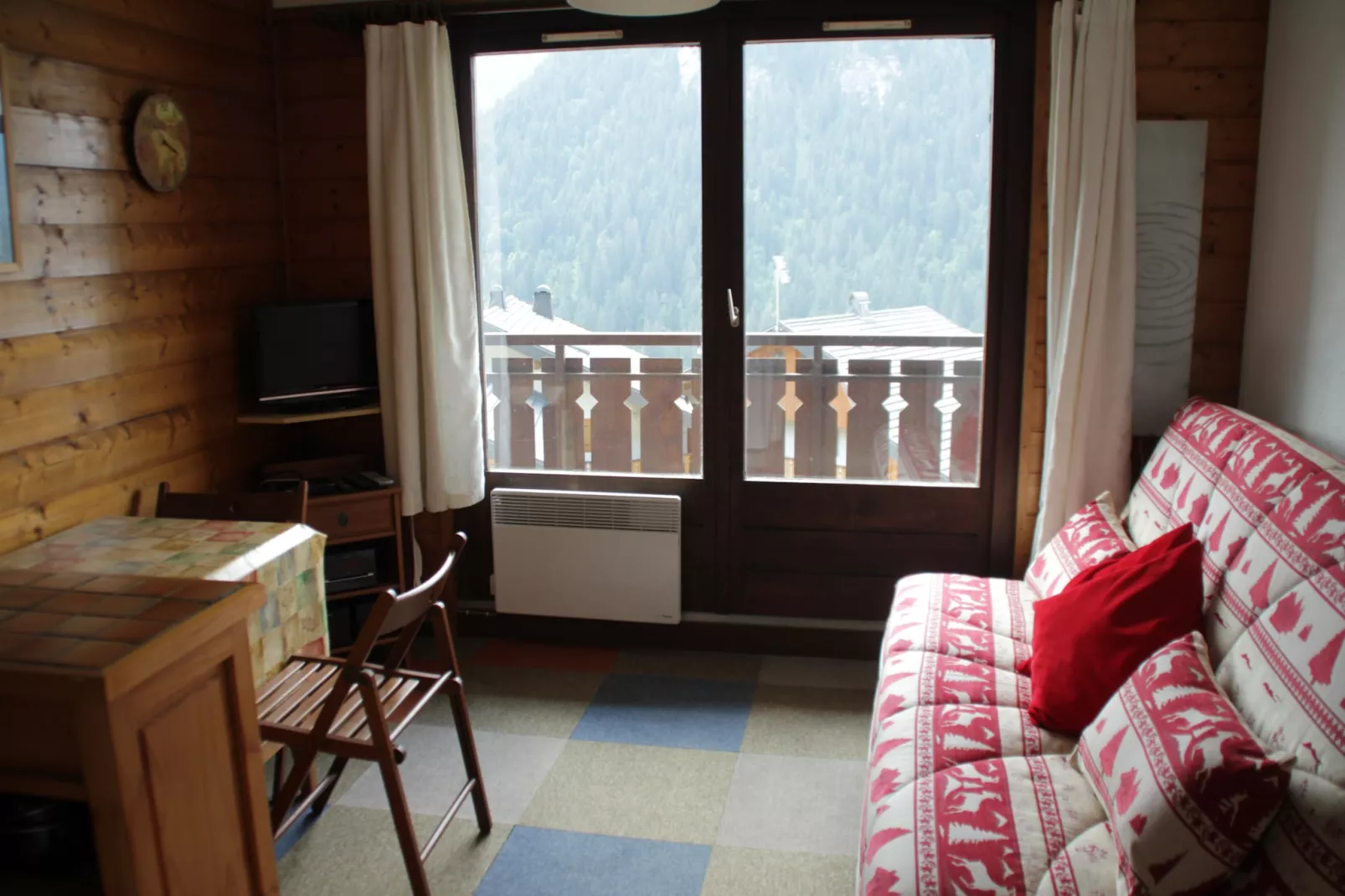 VERONICA VR76 NATURE & MOUNTAIN 3 Pers.-Living room