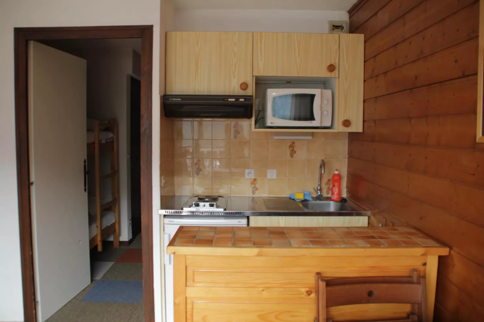 VERONICA VR76 NATURE & MOUNTAIN 3 Pers.-Kitchen