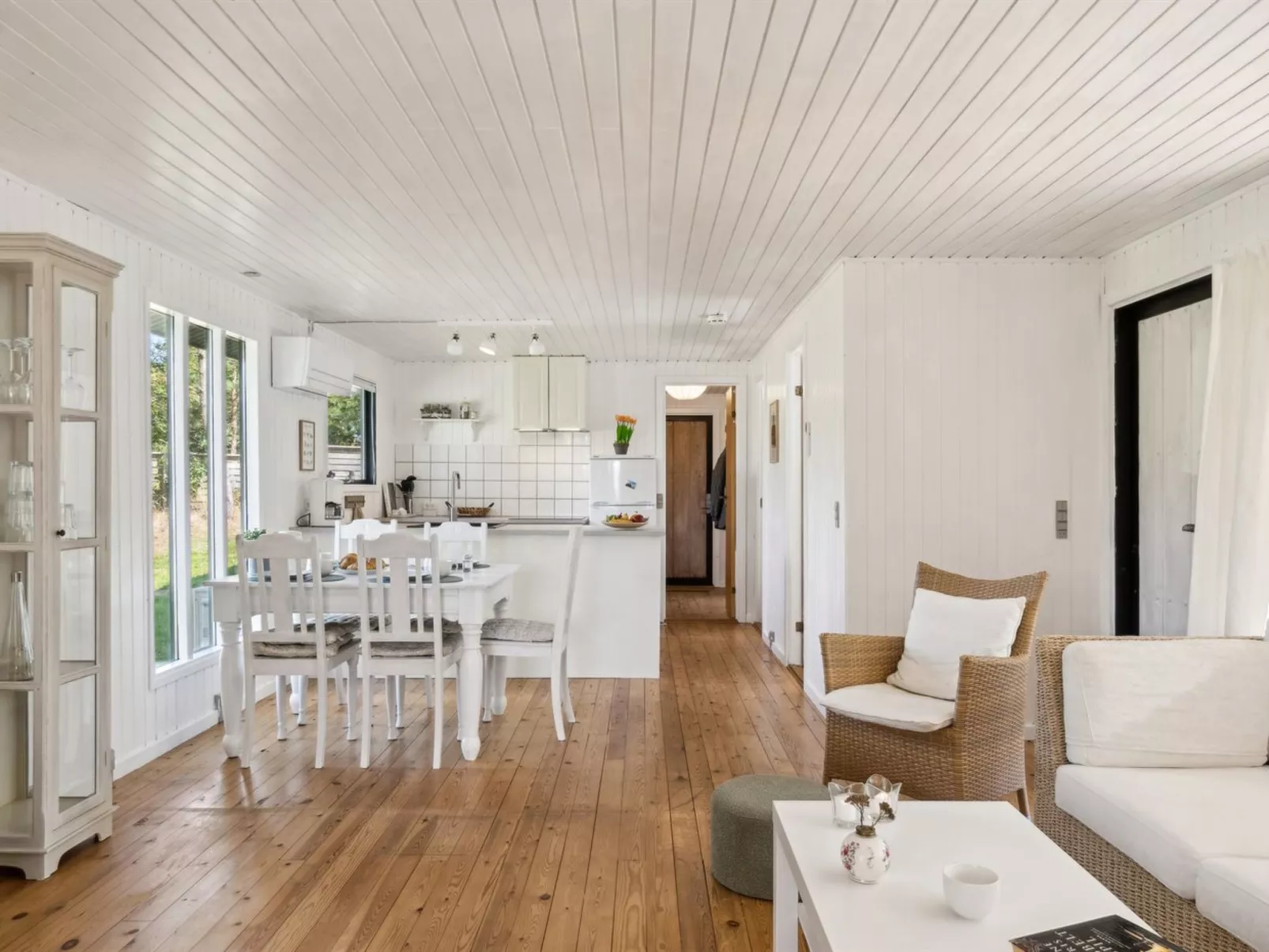 "Lavrans" - 1km from the sea-Drinnen