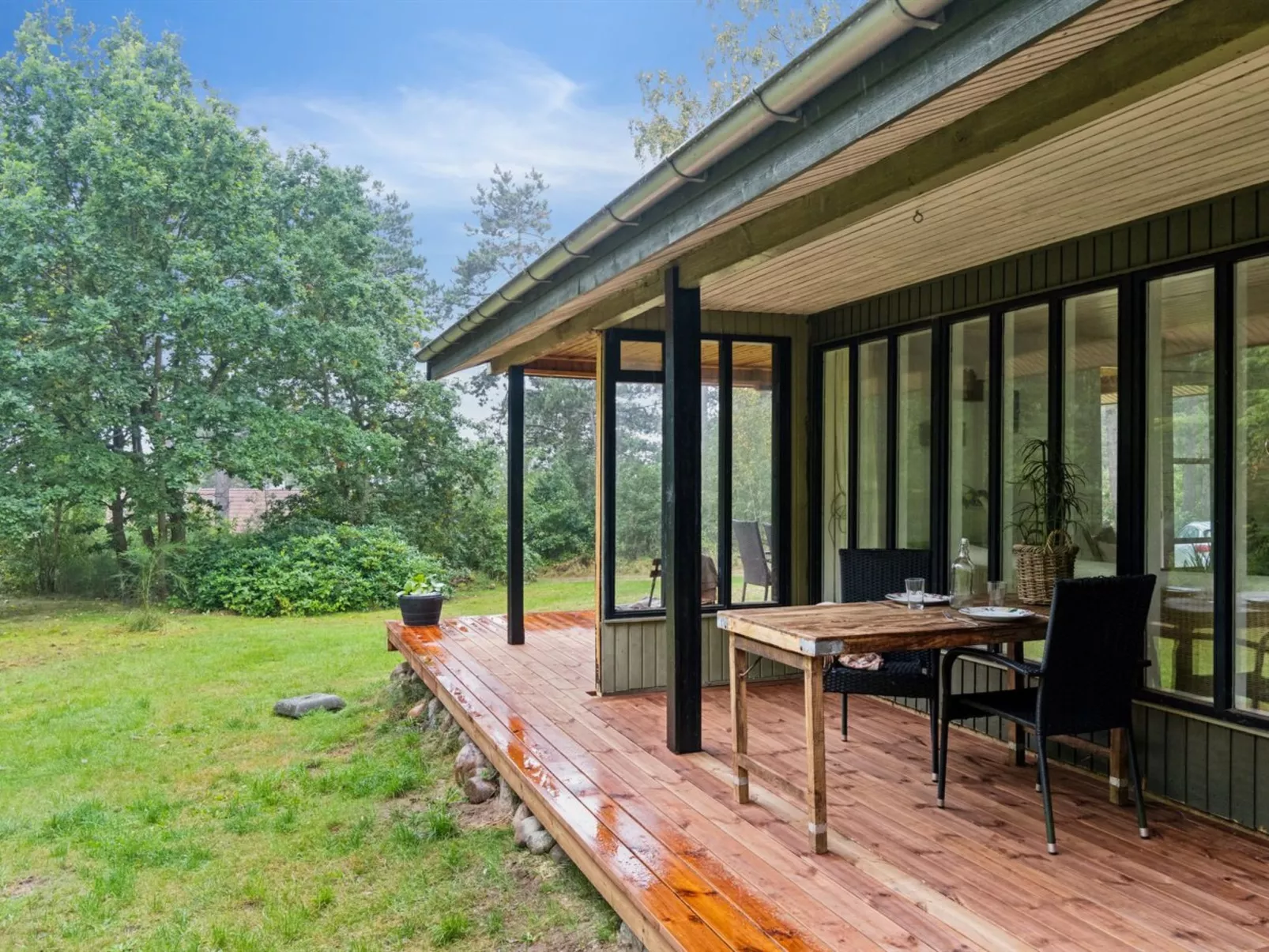 "Lavrans" - 1km from the sea-Draußen