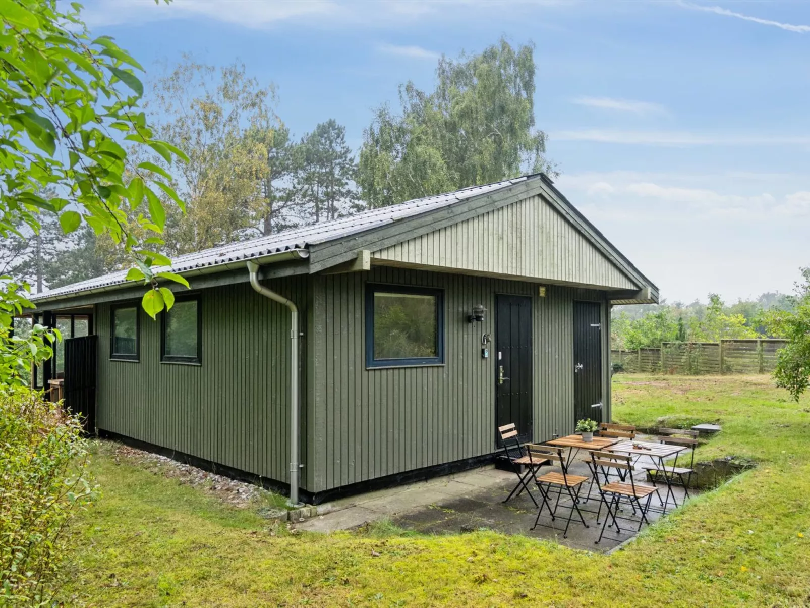 "Lavrans" - 1km from the sea-Draußen