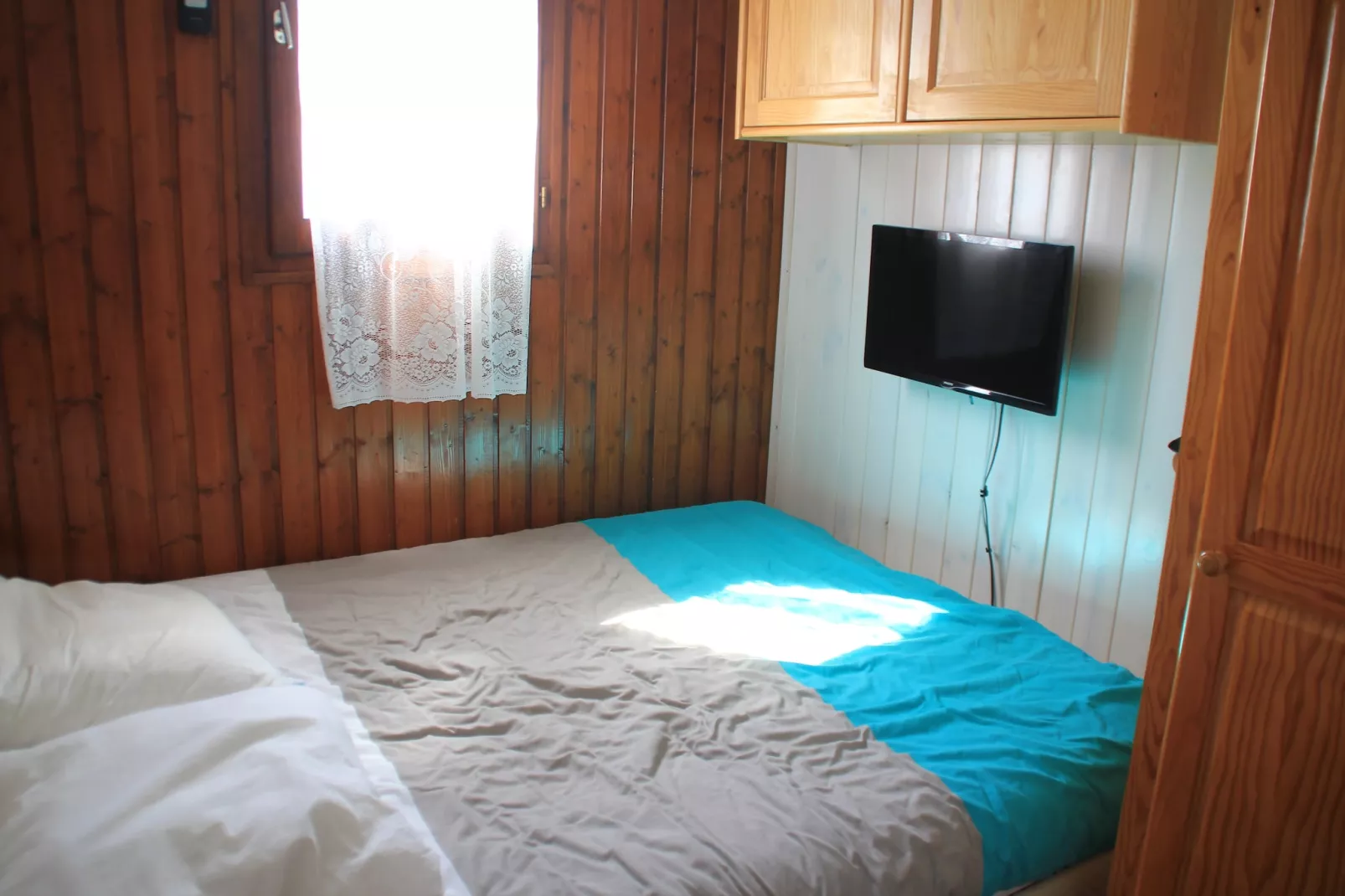 Alpage AGA4 VIEW & MOUNTAIN 4 Pers.-Bedroom