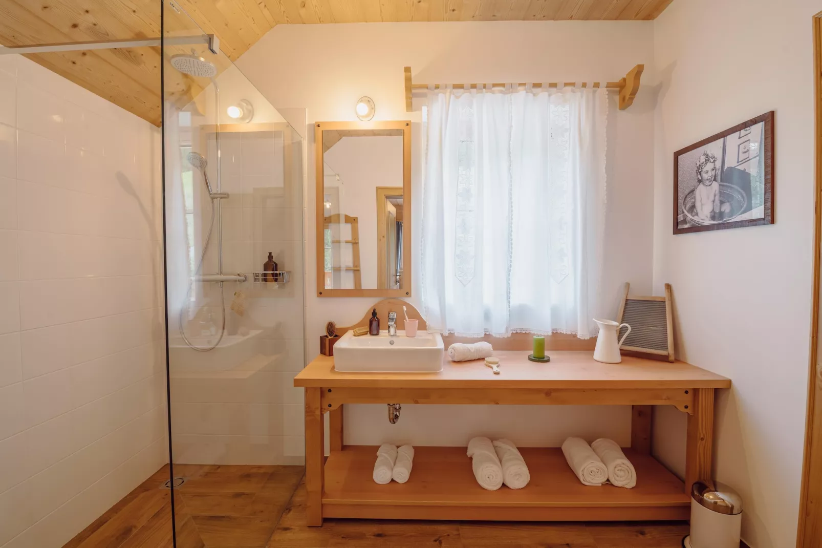 Haus Gössl-Bathroom