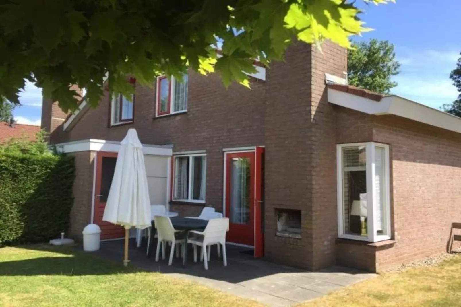 Schoneveld 371 Strandparel Breskens-Exterior summer