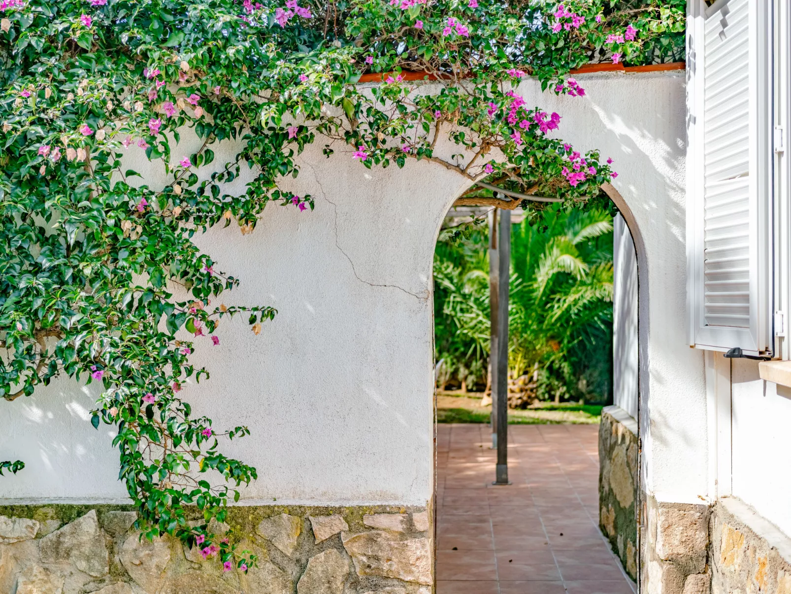 Villa Fili-Outside