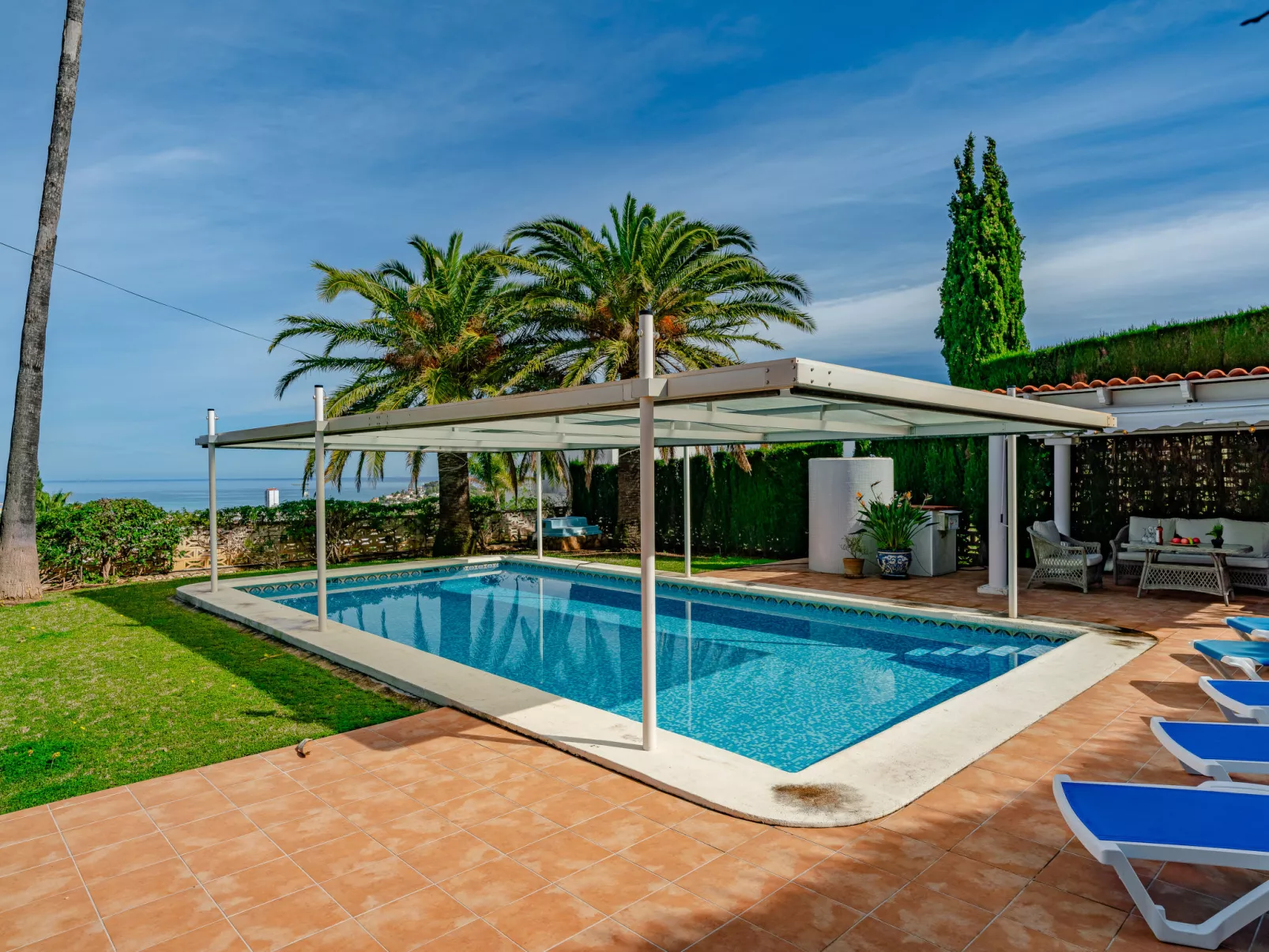 Villa Fili-Outside