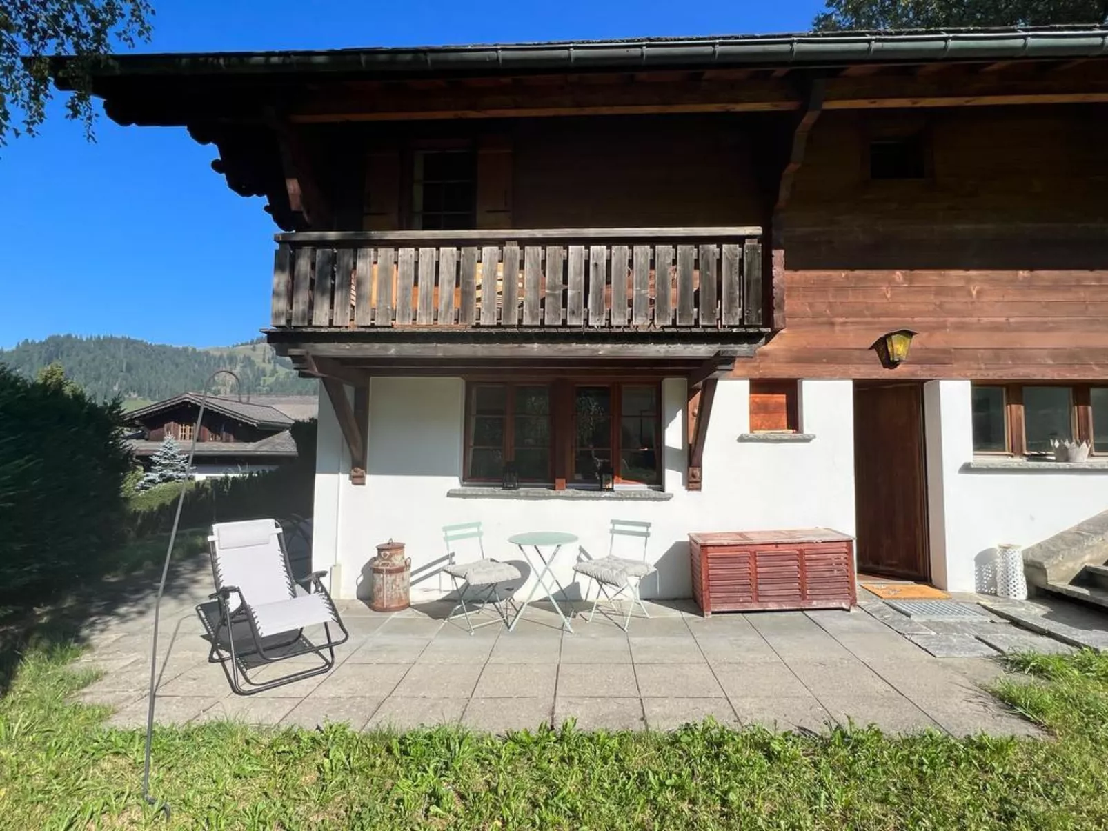 Les Hivernants (EG rechts)-Outside