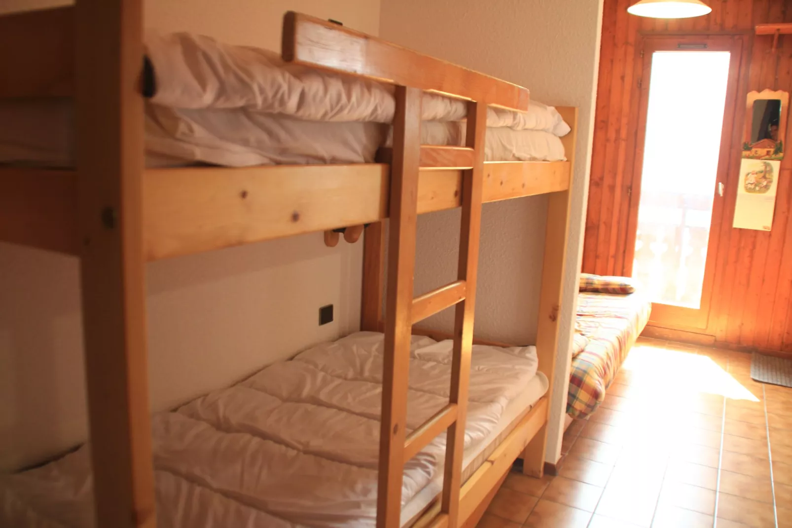 ALPAGE AGA13 VIEW & MOUNTAIN 3 Pers.-Bedroom