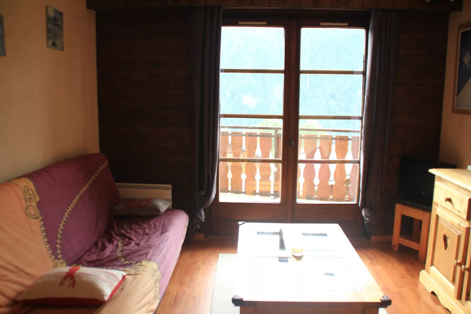 TOVASSIERE TS119 NATURE & VIEW 6 Pers.-Living room