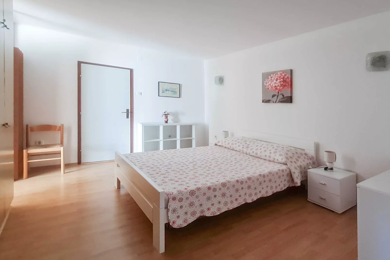 Villa Klara - Holiday Home with Terrace, Pool and Sea View-Chambre