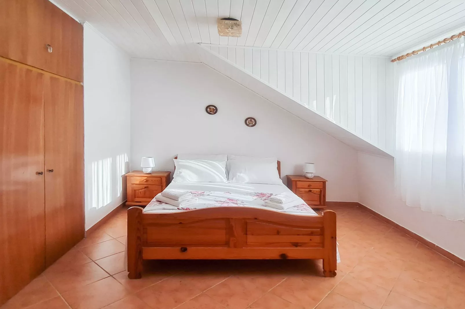Villa Klara - Holiday Home with Terrace, Pool and Sea View-Chambre