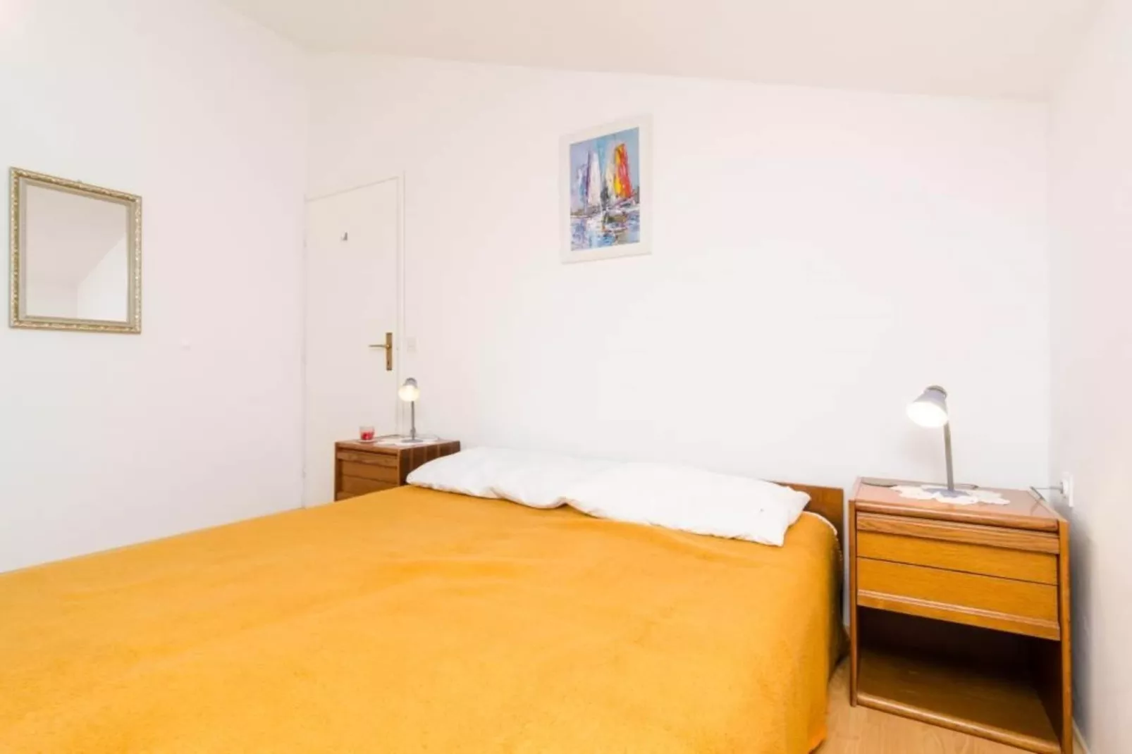 Apartments Sutvid- Two Bedroom Apartment with Balcony and Sea View-Bedroom