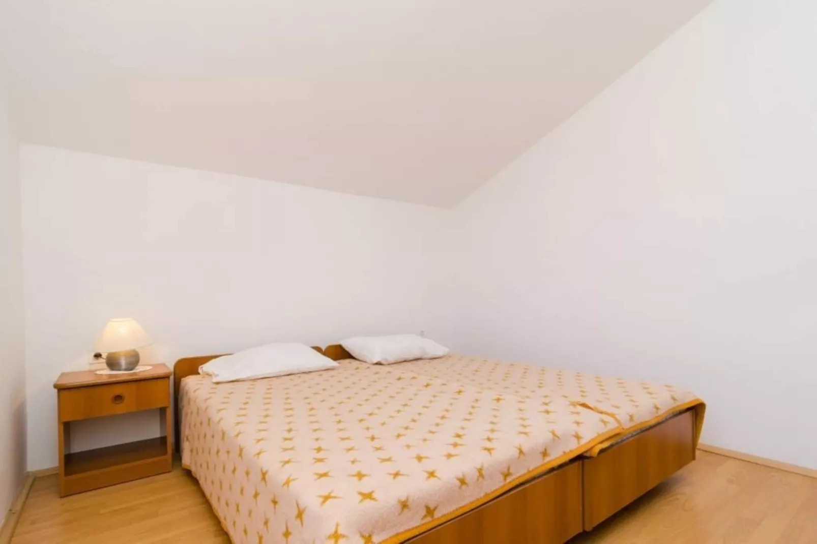 Apartments Sutvid- Two Bedroom Apartment with Balcony and Sea View-Bedroom