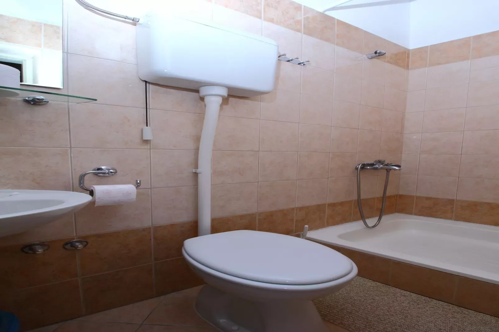 Apartments Magda- Backside Studio Apartment (Apartment 4)-Bathroom