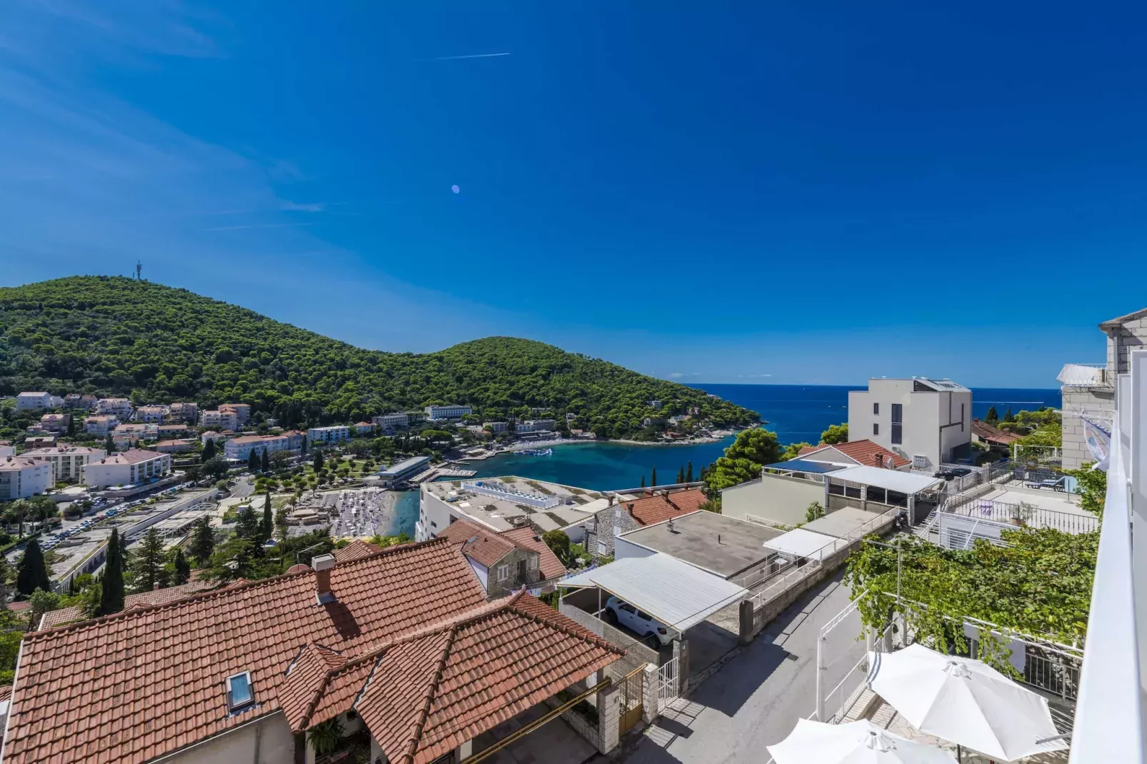 Green Hills Apartment - One Bedroom Apartment with Balcony and Sea View-View