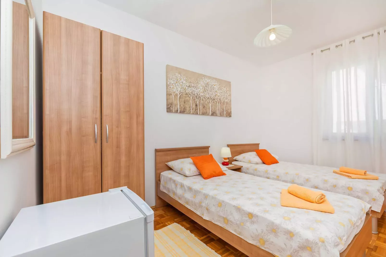 Rooms Ivo - Twin Room with Shared Bathroom-Bedroom