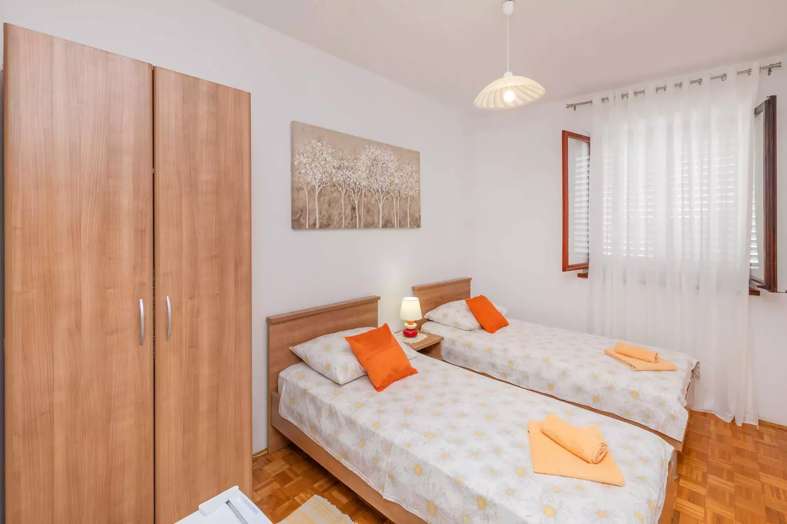 Rooms Ivo - Twin Room with Shared Bathroom-Bedroom