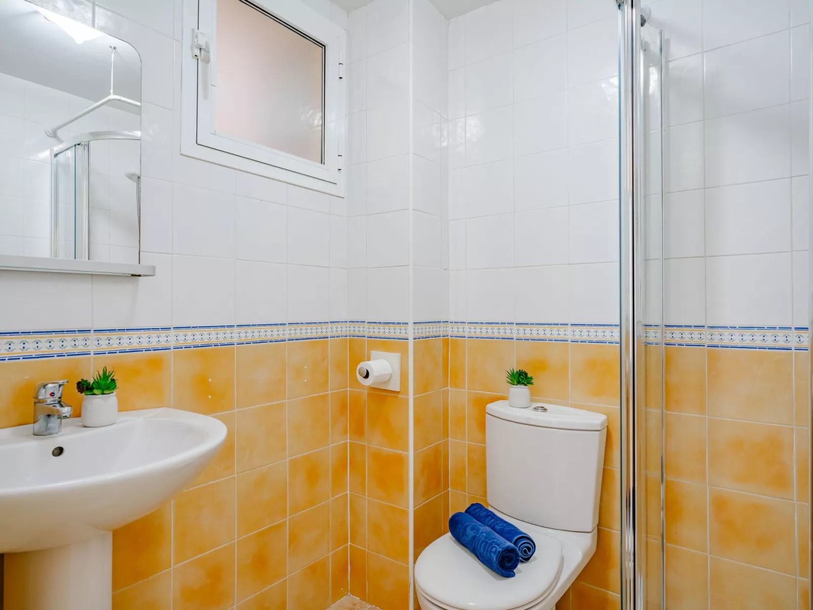 Denia Dream II-Inside