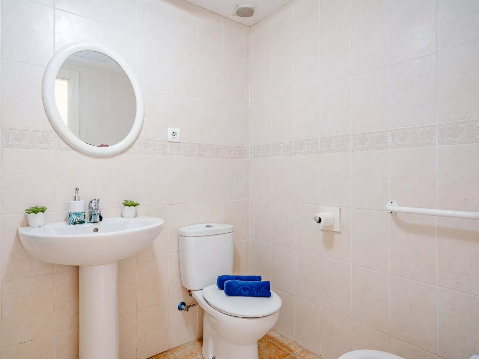 Denia Dream II-Inside