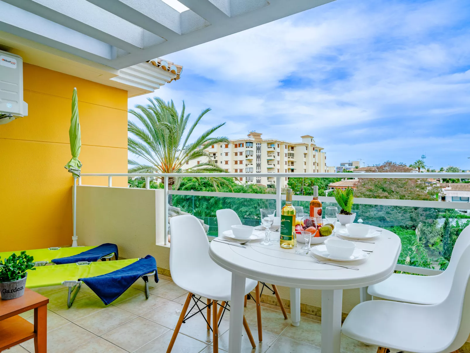 Denia Dream II-Outside