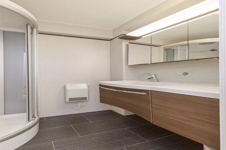 PARADIS - 5A-Badezimmer