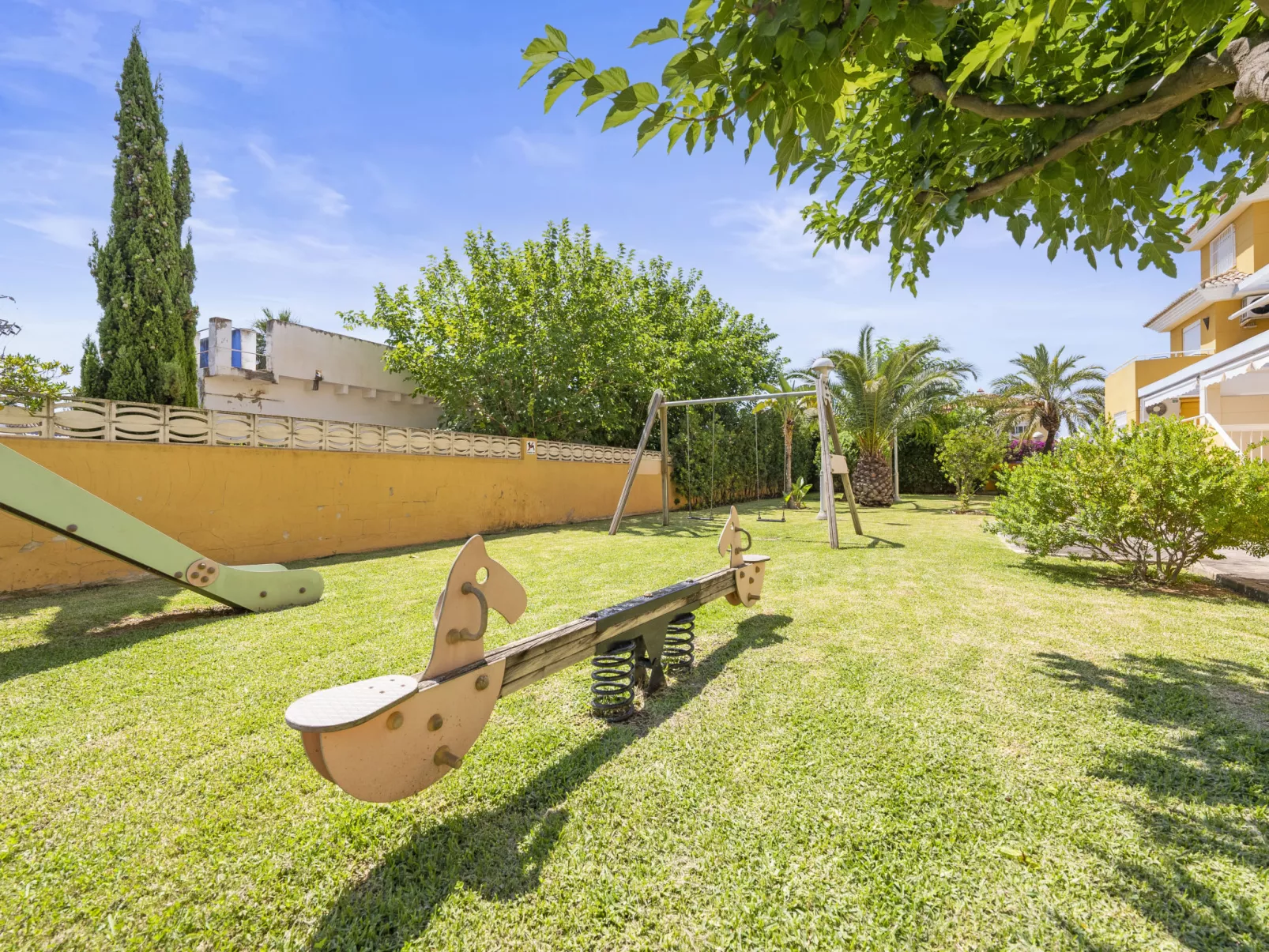 Denia Dream II-Outside
