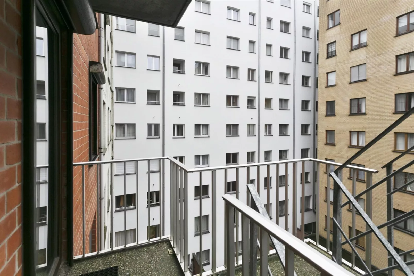 PARADIS - 5A-Terrassenbalkon