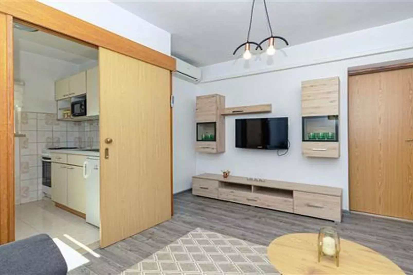 Apartments Radojković Lumbarda -One Bedroom Apartment with Terrace and Partial Sea View(A1)-Living room