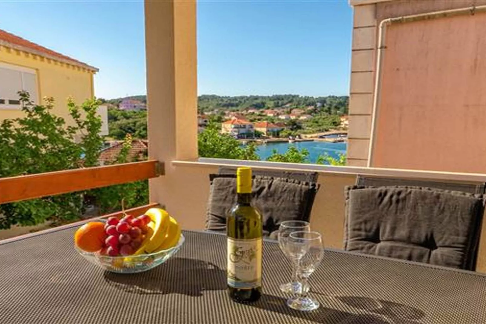 Apartments Radojković Lumbarda -One Bedroom Apartment with Terrace and Partial Sea View(A1)-Terrace