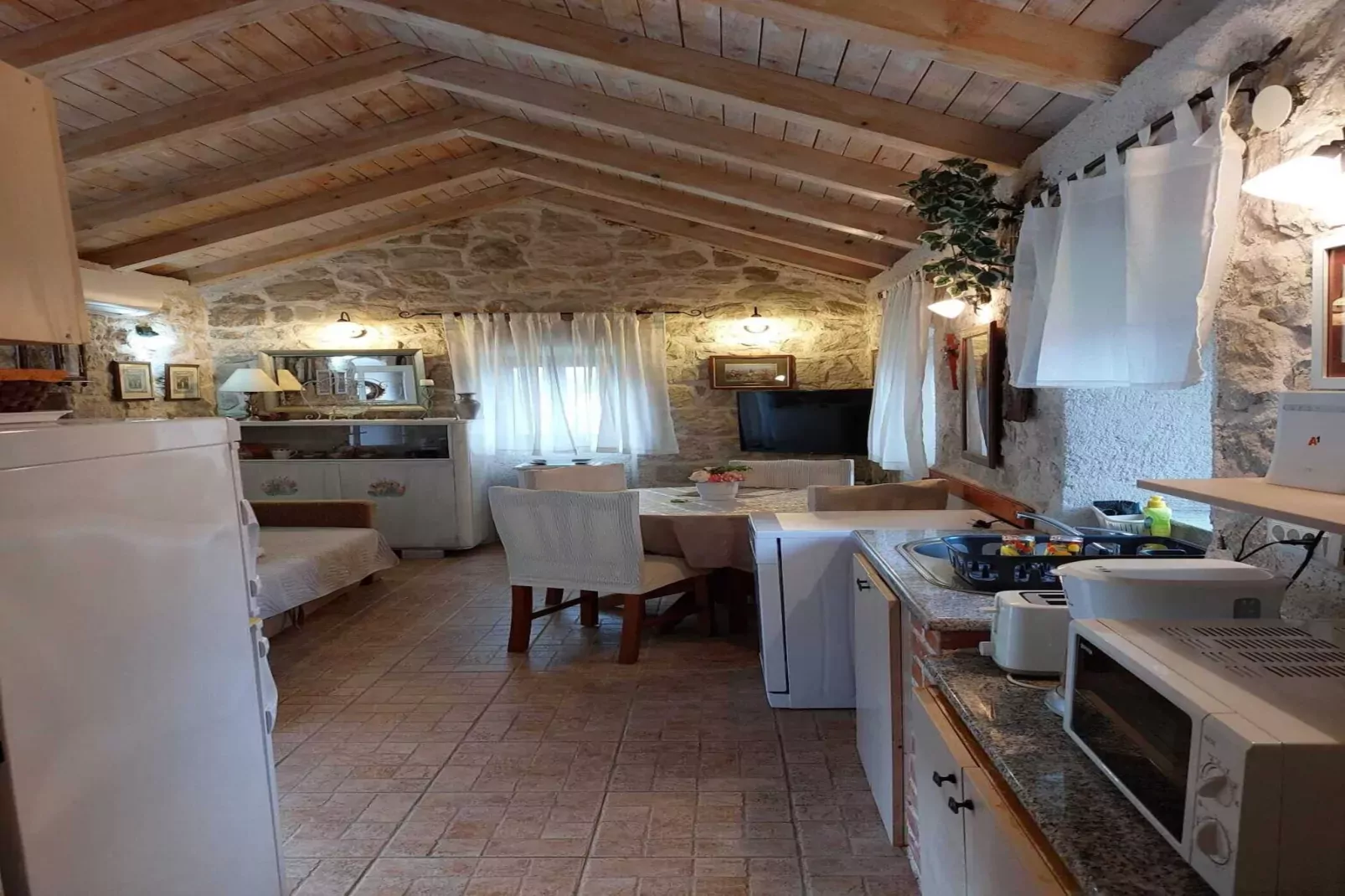 Holiday Home Kamenice - One Bedroom Holiday Home with Terrace-Küche