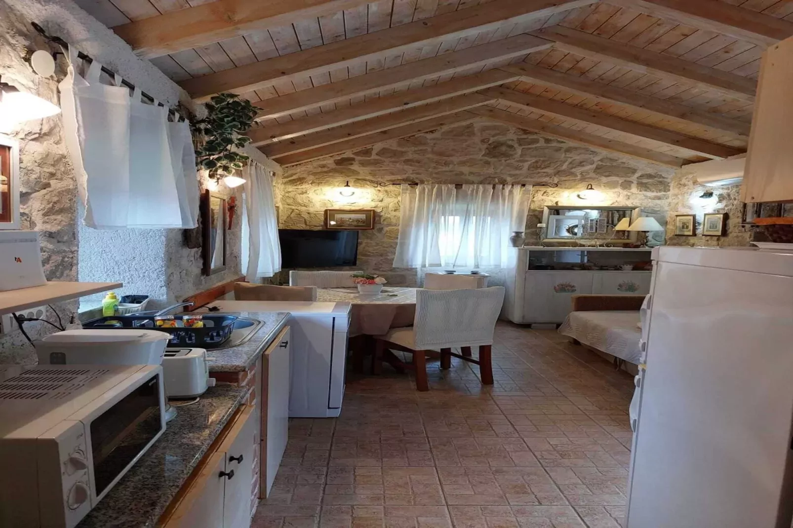Holiday Home Kamenice - One Bedroom Holiday Home with Terrace-Küche