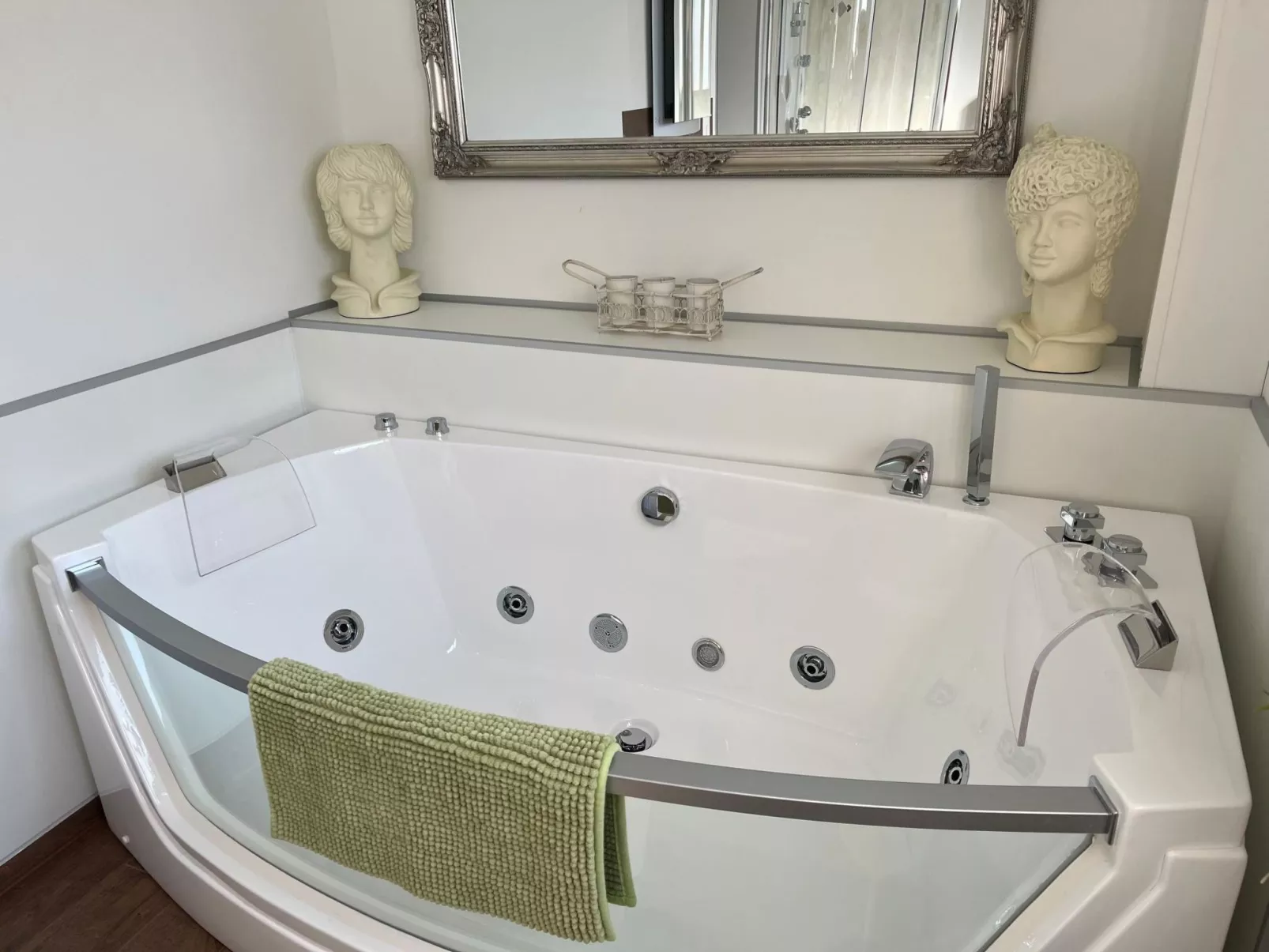 Serviced Apartment Chalet Bärgblüml i Ha - 10340364