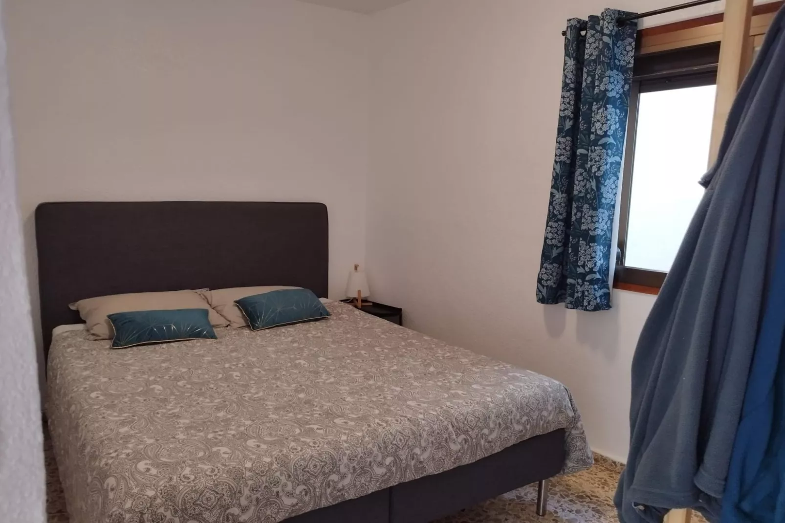 Casa De Los Hermanos-Bedroom