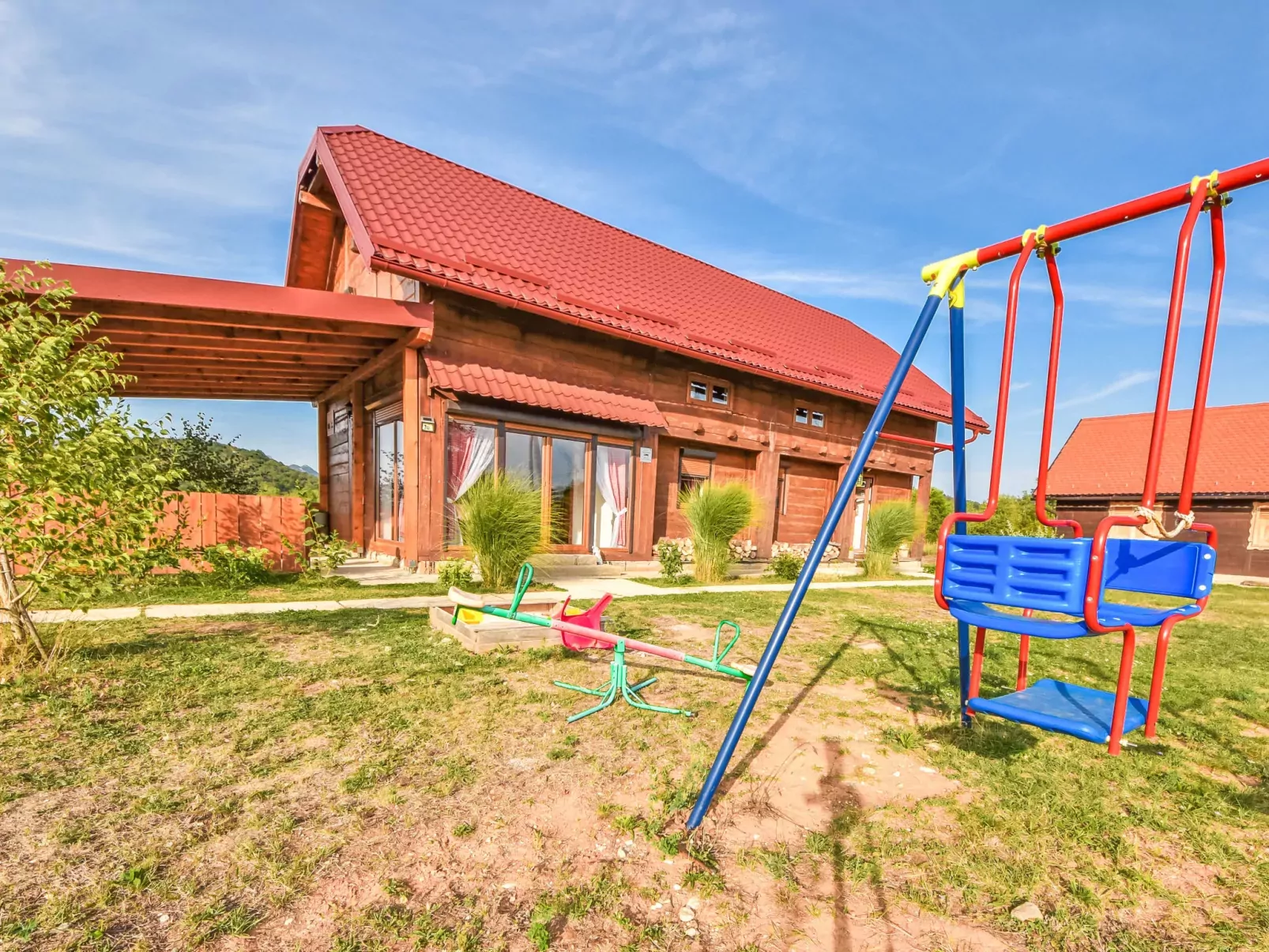 Vacation house Vrkljan-Outside