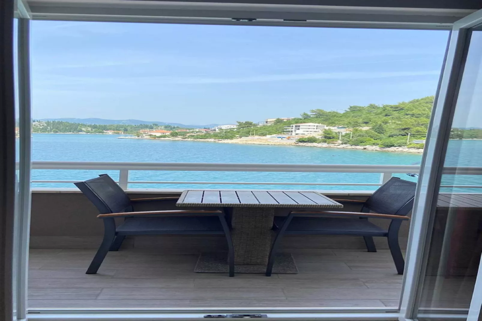 Apartments Tiho & Jelena- One Bedroom Apartment with Balcony and Sea View (Maestral)-View