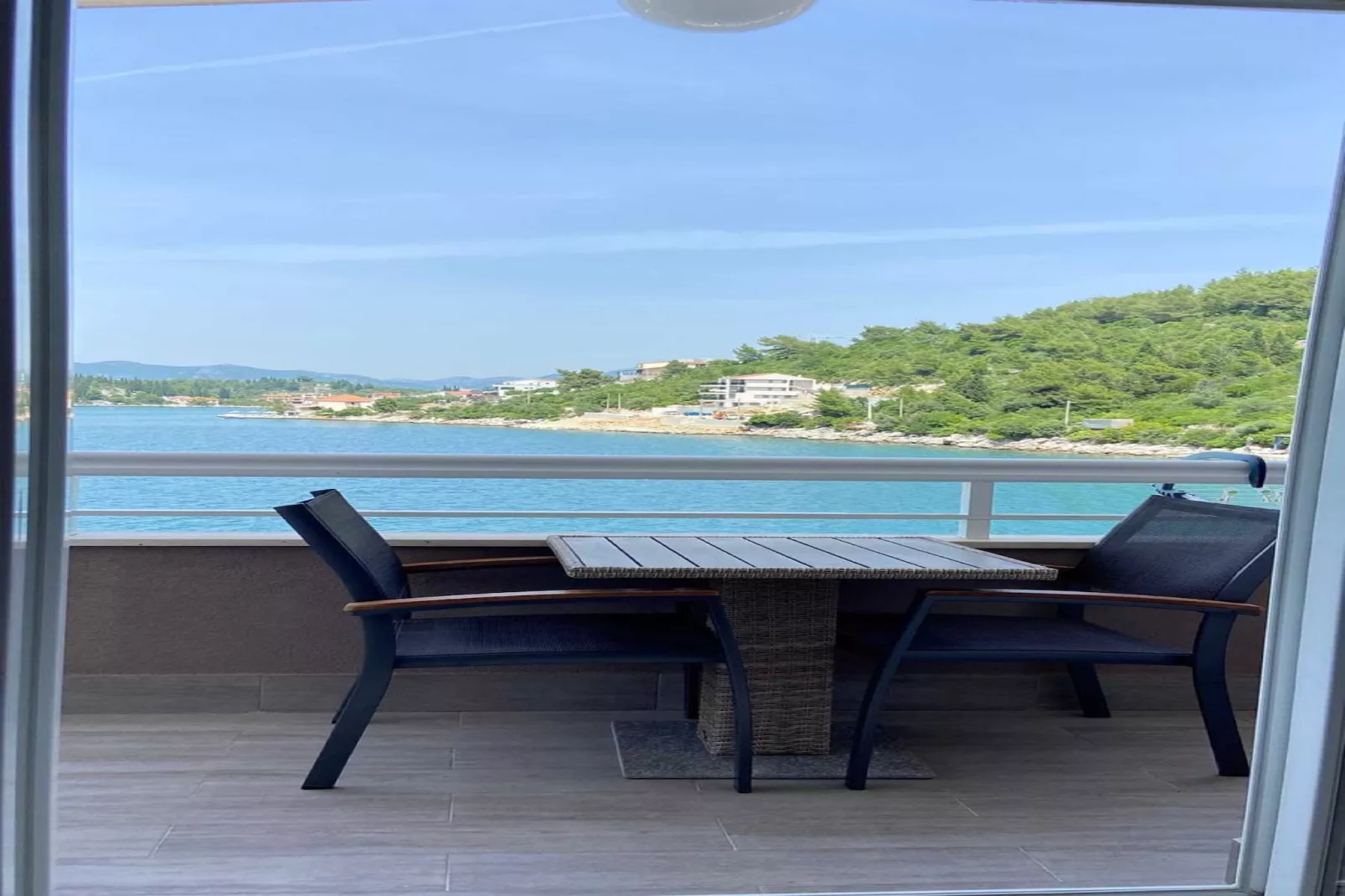 Apartments Tiho  & Jelena - Studio Apartment with Balcony and Sea View (Fureal)-Terrace balcony
