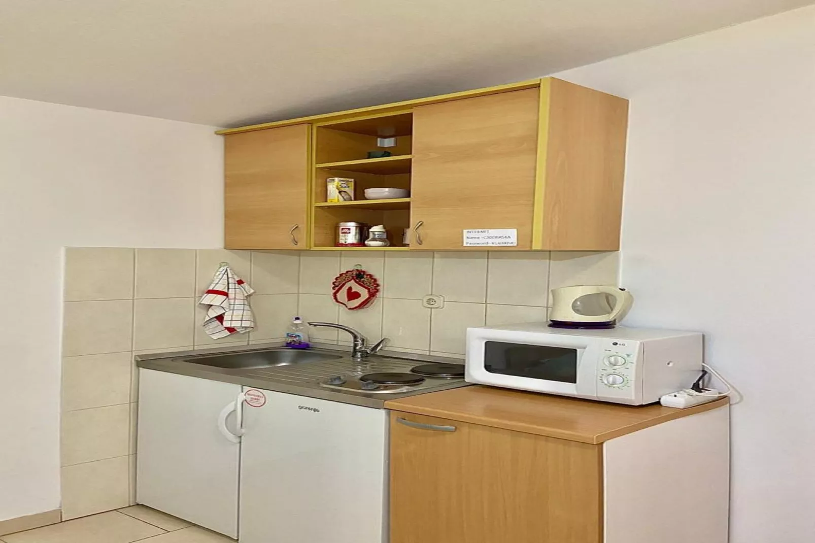 Apartments Tiho & Jelena- Studio Apartment (Levantera)-Kitchen