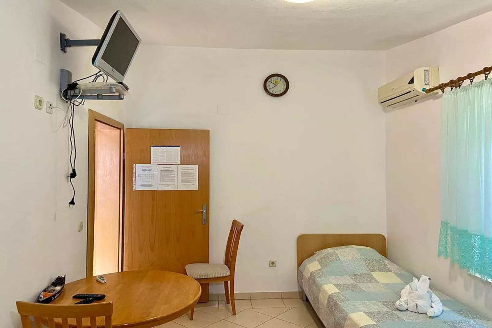 Apartments Tiho & Jelena- Studio Apartment (Levantera)-Bedroom