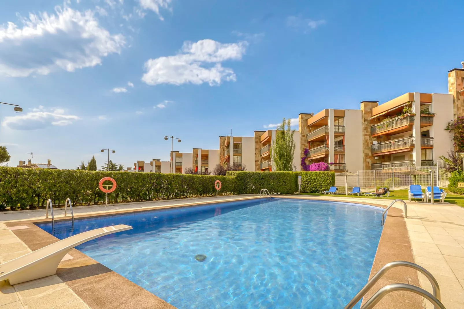 poolofhouse