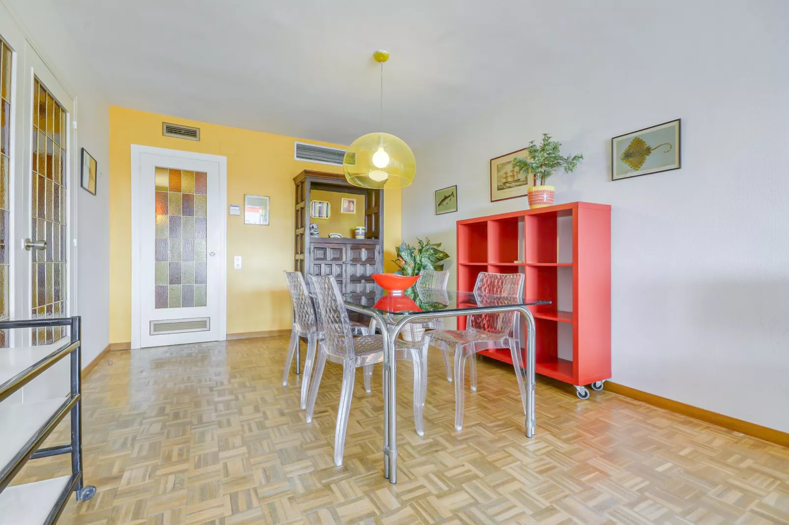 CAN PARAMON D 2 2 Roses-Dining room