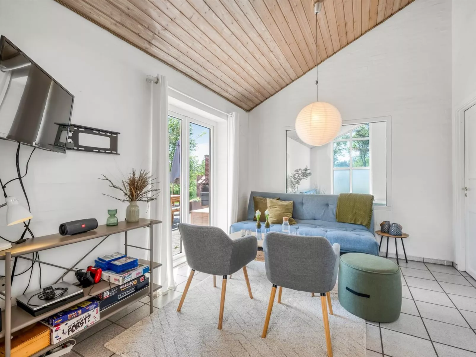 "Anniesette" - 1.5km from the sea-Drinnen