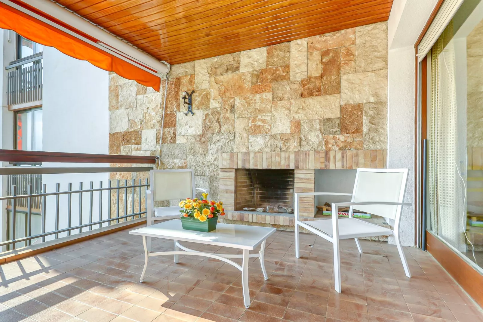 CAN PARAMON D 2 2 Roses-Terrace balcony