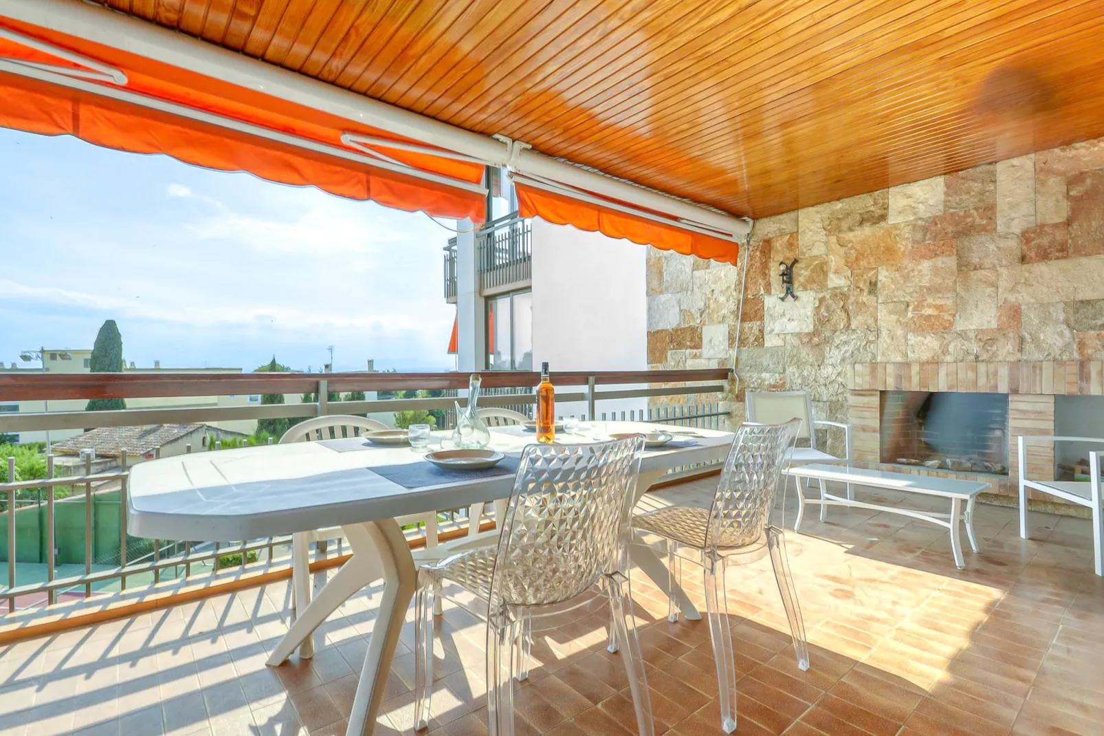 CAN PARAMON D 2 2 Roses-Terrace balcony