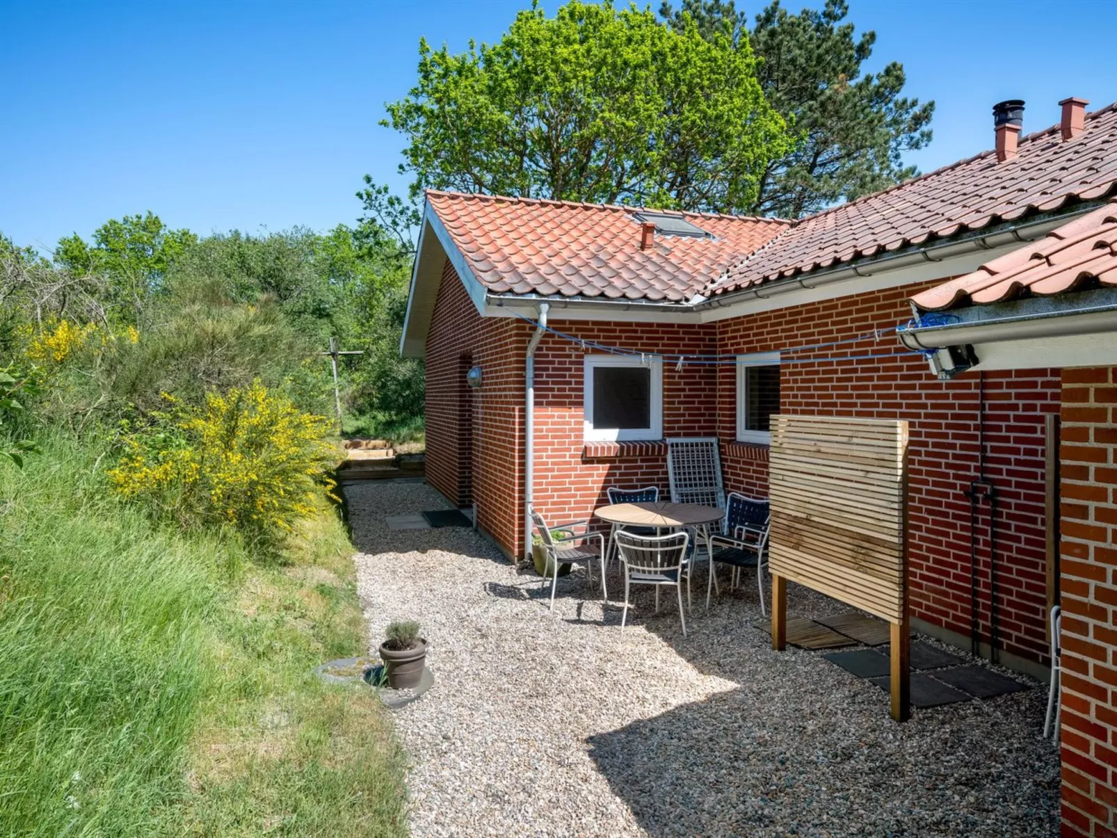 "Anniesette" - 1.5km from the sea-Draußen