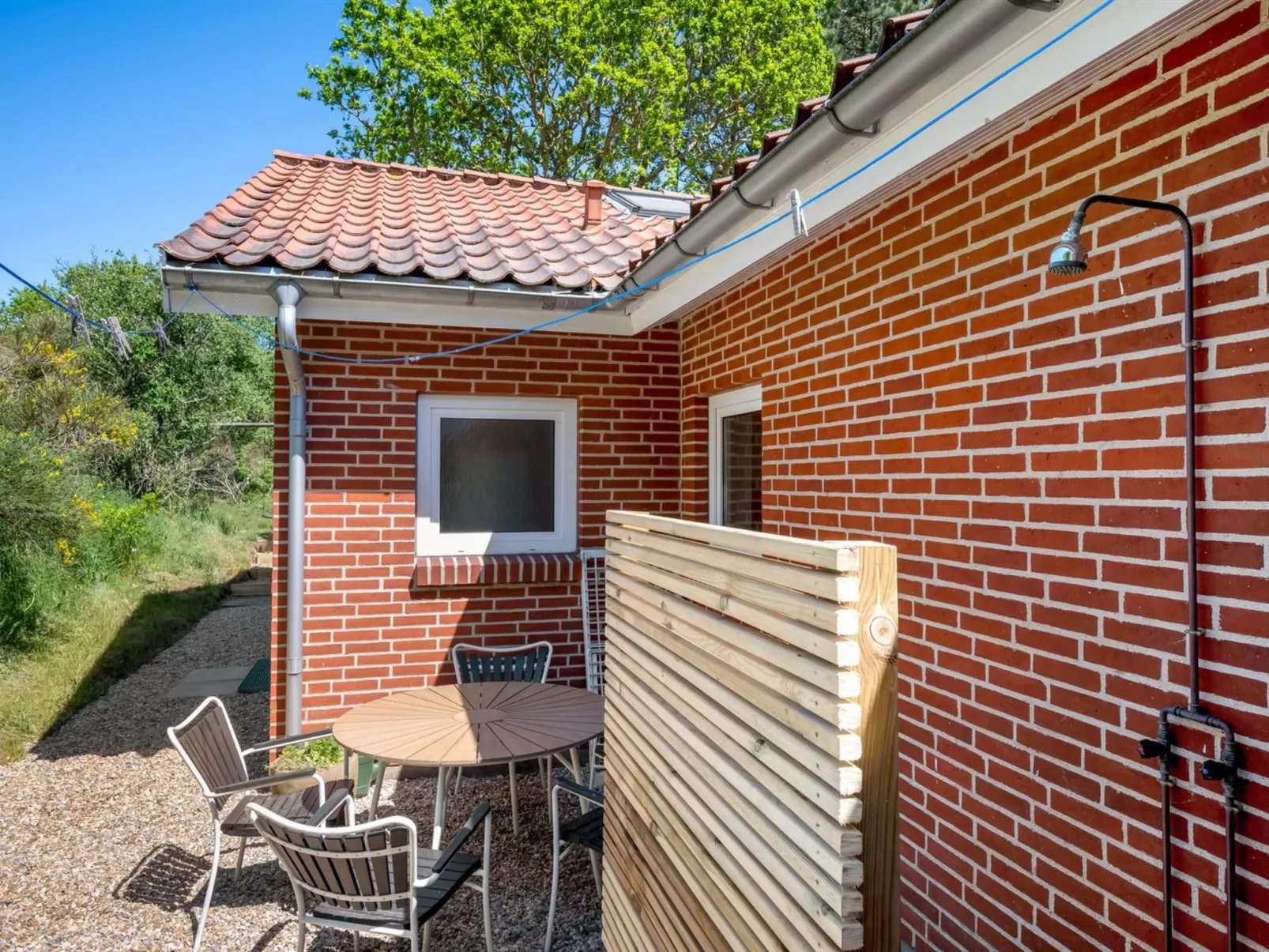 "Anniesette" - 1.5km from the sea-Draußen