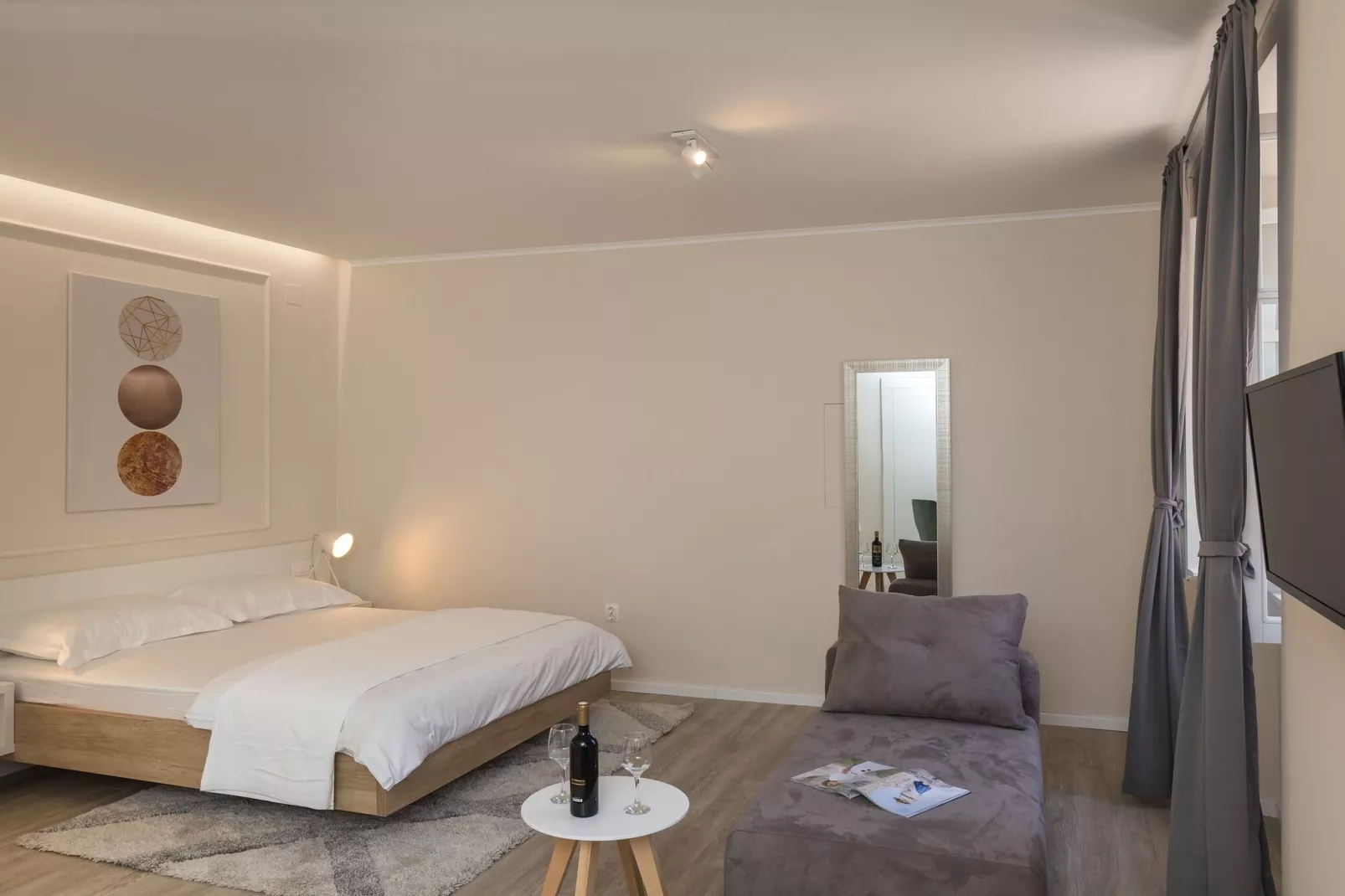 Apartments Urbis - Premium Studio Apartment with City View (Lijevi)-Bedroom
