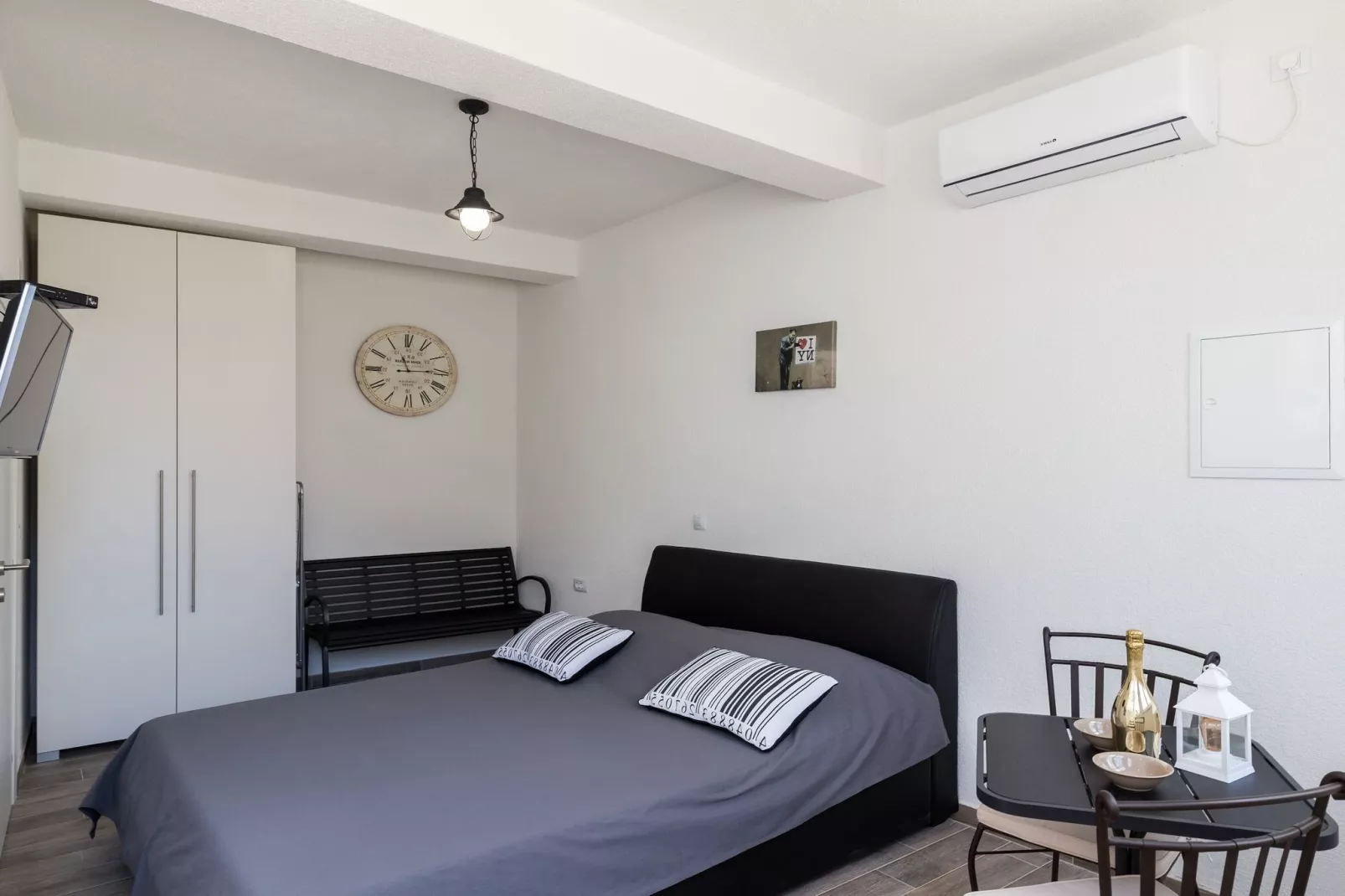 Apartments Life - Studio Apartment-Bedroom