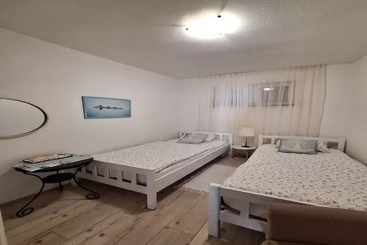 Apartments Mediterranean House - Two Bedroom Apartment with Terrace-Schlafzimmer