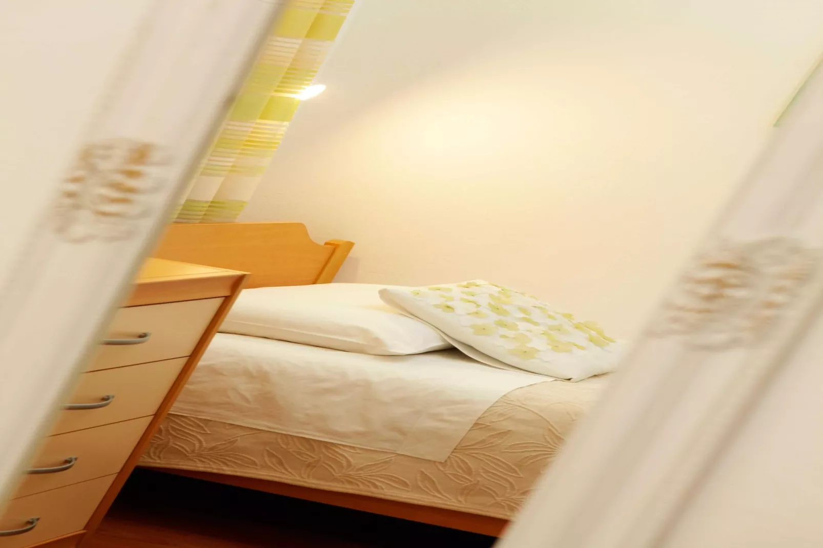 Sunshine Apartment Doda - Three Bedroom Apartment with Balcony and Sea View-Bedroom